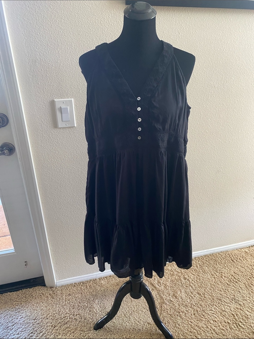 Lucky Black Sleeveless V-Neck Tiered Dress